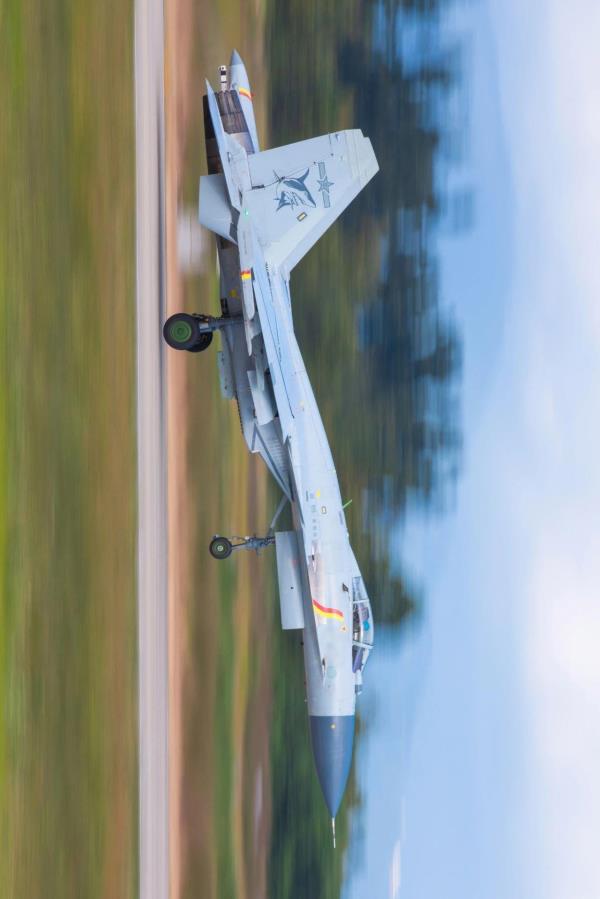 超炫酷舰载歼击机高清壁纸来了