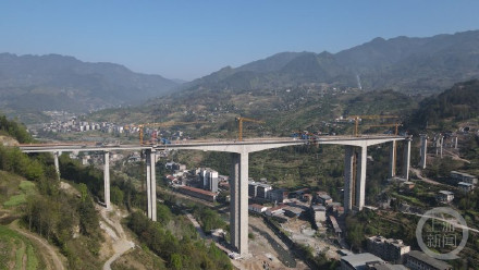 进度条“刷新” 巫云开高速力争12月底具备通车条件