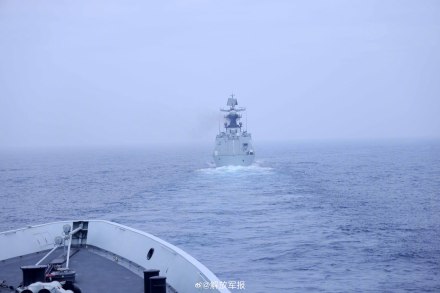 昼夜不息！多艘舰艇火力全开