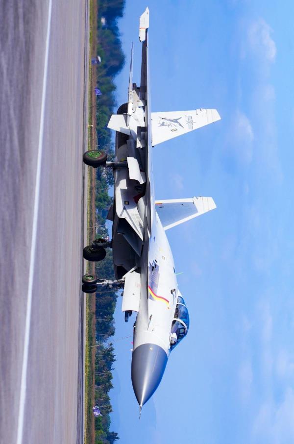 超炫酷舰载歼击机高清壁纸来了