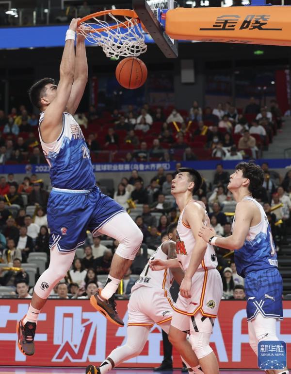 篮球丨CBA常规赛:新疆伊力特胜吉林九台农商银行 篮球丨CBA常规赛:新疆伊力特胜吉林九台农商银行