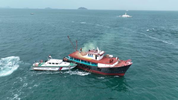 广东海警局开展舰艇海上实战化集训 广东海警局开展舰艇海上实战化集训