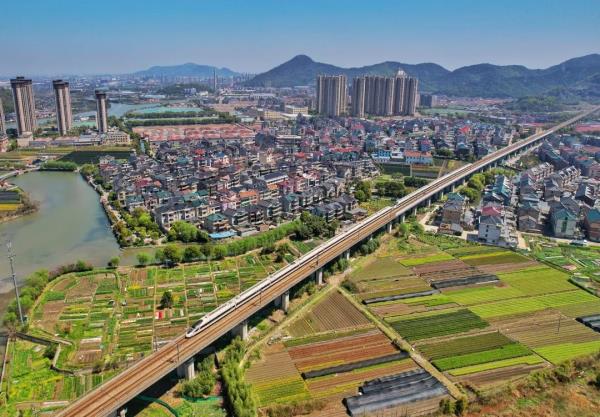 4月3日至7日，这些方向的旅客列车增开！