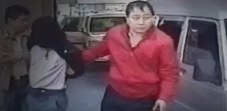 “012642”！一家三口，一个警号……