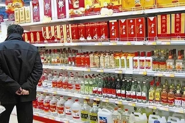 “我的茅台呀！”一通电话，杭州男子钱酒两空......