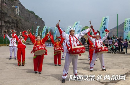 打卡好去处！清明假期壶口瀑布现唯美彩虹