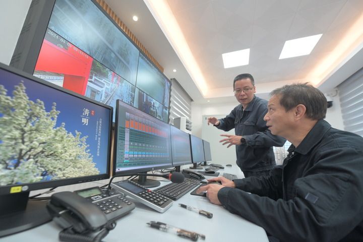 福建水口水电站开闸泄洪