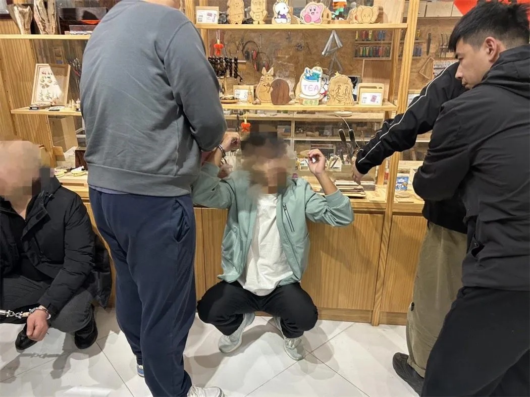 突然被封！一下收款上万元后，杭州老板被吓傻：还以为小年轻玩浪漫...