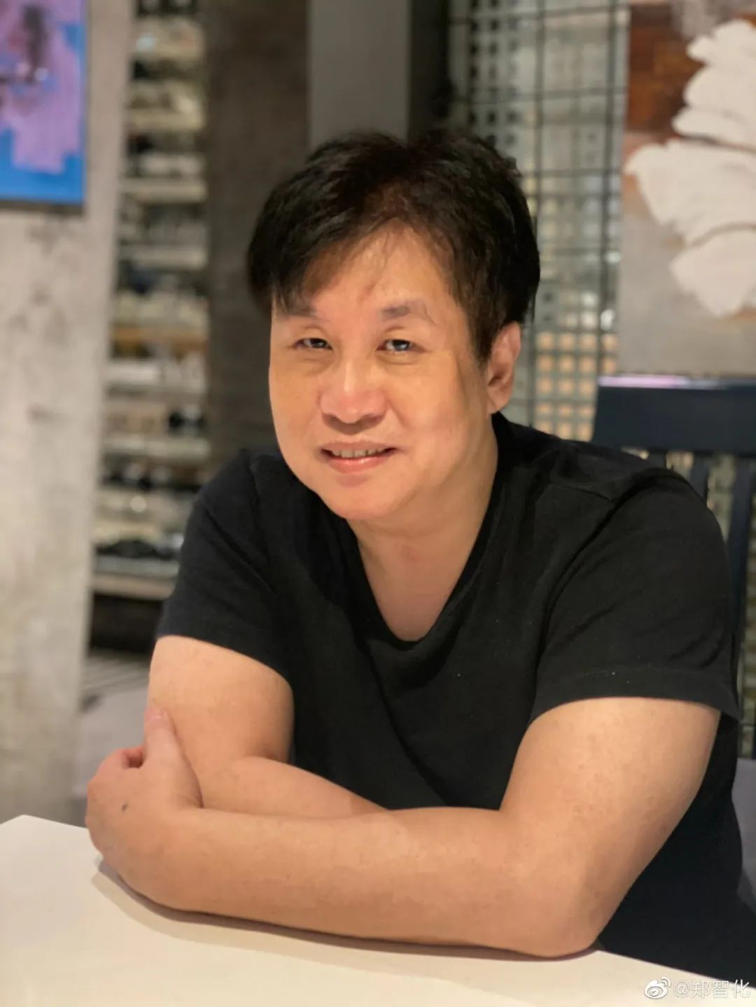 知名歌手突发意外!“重重摔倒,伤得不轻” 知名歌手突发意外!“重重摔倒,伤得不轻”