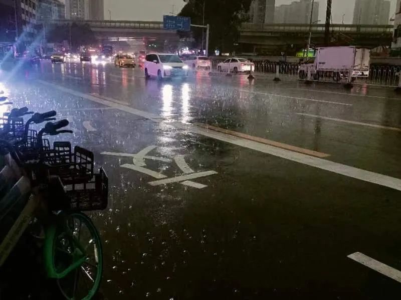 冰雹+暴雨+雷电大风！广州启动防暴雨内涝三级应急响应