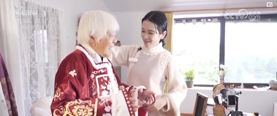 国潮、非遗乘势而上 激活消费“一池春水” 以崭新面貌洋溢生机与活力 国潮、非遗乘势而上 激活消费“一池春水” 以崭新面貌洋溢生机与活力