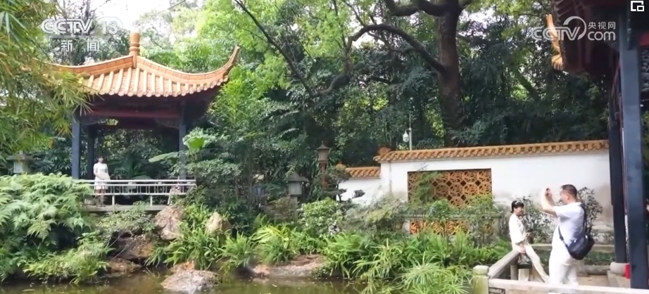 国潮、非遗乘势而上 激活消费“一池春水” 以崭新面貌洋溢生机与活力 国潮、非遗乘势而上 激活消费“一池春水” 以崭新面貌洋溢生机与活力