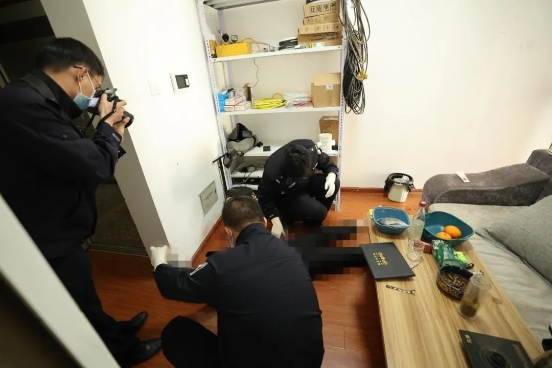 五华警察故事｜“尸语者”他们的工作场景，可能引起您的不适，请谨慎观看