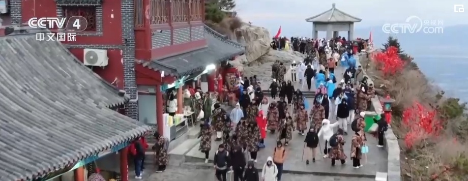 “吃喝玩乐”等生活服务业消费“火热” 中国经济内需潜力“热力”释放 “吃喝玩乐”等生活服务业消费“火热” 中国经济内需潜力“热力”释放