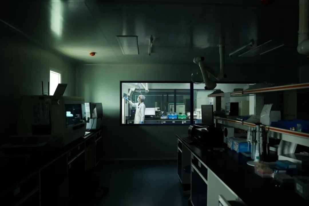 五华警察故事｜“尸语者”他们的工作场景，可能引起您的不适，请谨慎观看