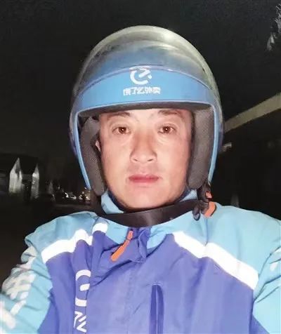 网友怒赞！送餐途中，这名河北人顺道灭了个火……