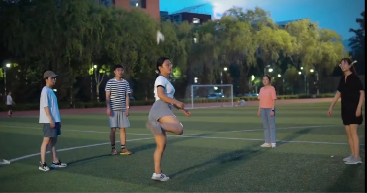 超1000万次播放！博士生的这个动作，真酷！