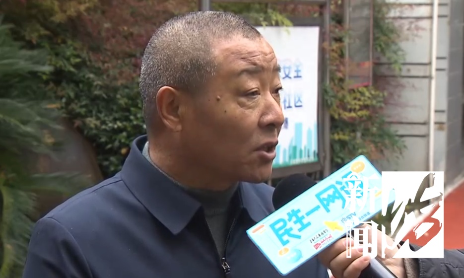 上海一居民楼顶惊现巨大鱼缸！近2.5吨！官方：没有法规可禁止...