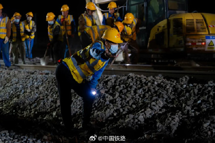 包银高铁引入包头站改造工程正式启动