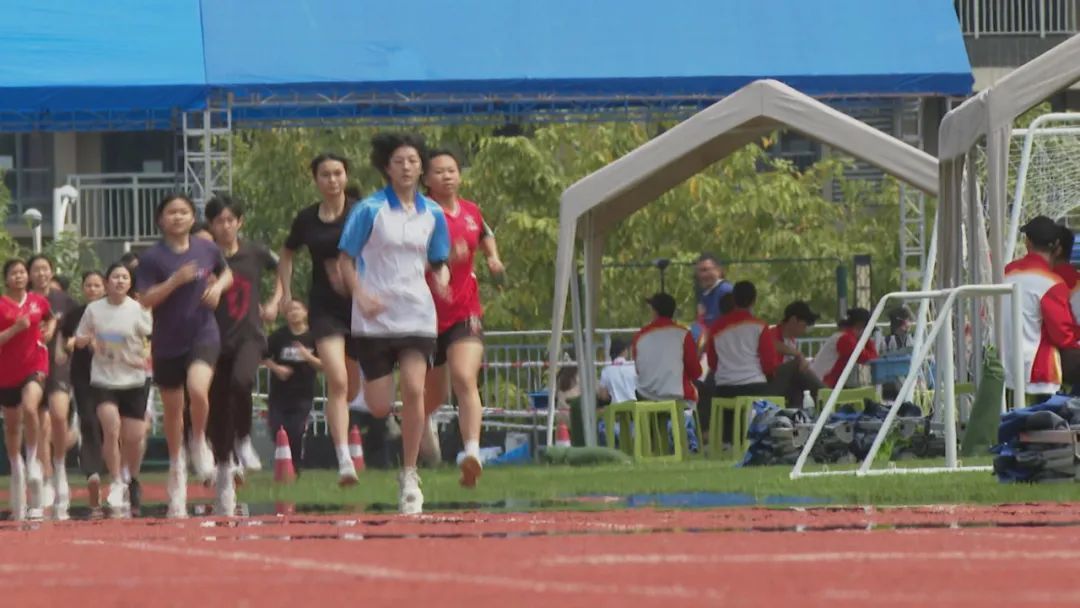 广州体育中考今日开考！三小球遇冷，近8万考生都选……