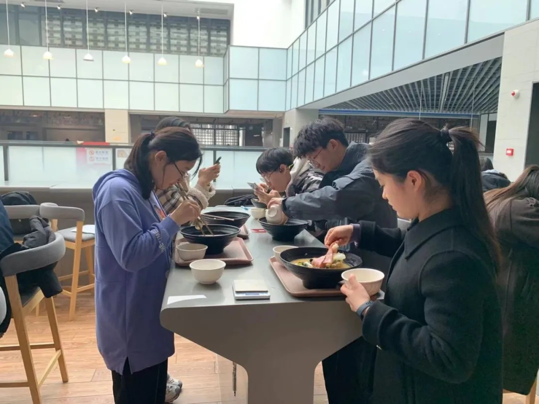 北大这名女老师的课火了！有人减了30斤……
