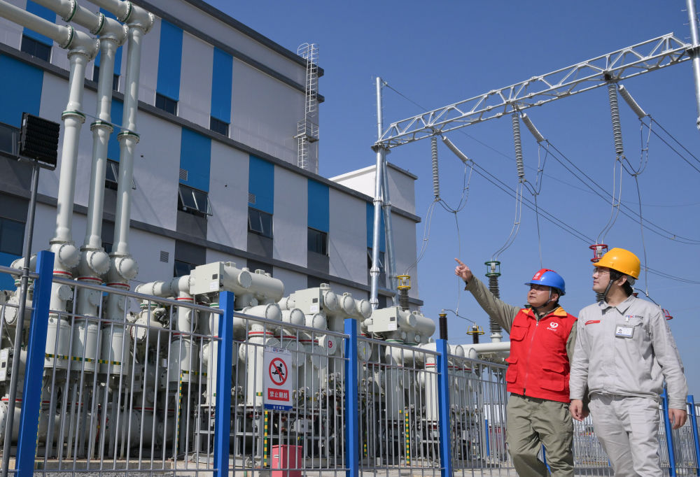 废弃盐穴变身“超级充电宝”——湖北应城300兆瓦级压气储能工程并网发电 废弃盐穴变身“超级充电宝”——湖北应城300兆瓦级压气储能工程并网发电