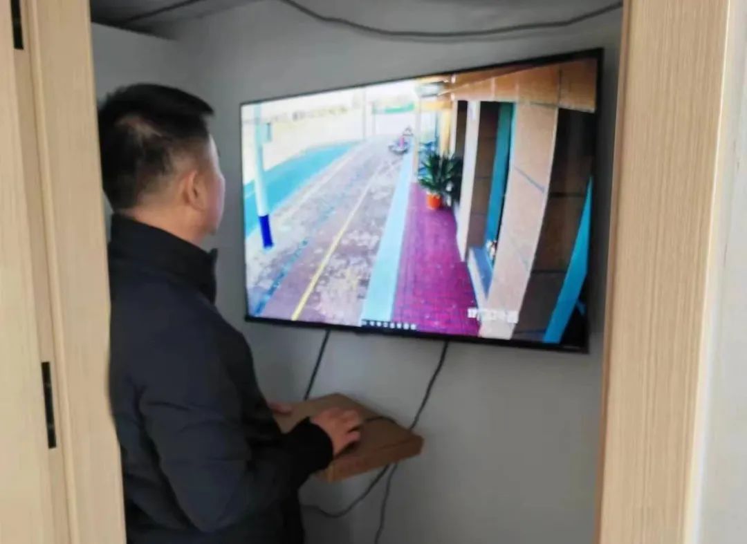 追踪小树林里吃剩的炒饼丝，9名犯罪嫌疑人全部到案！