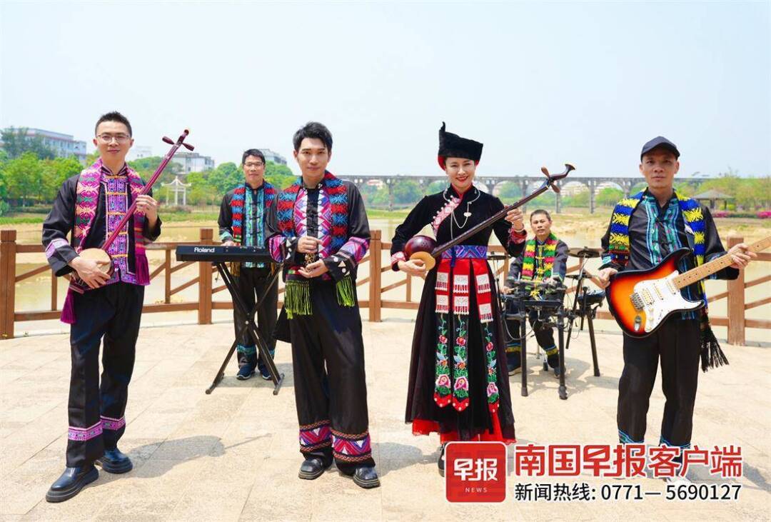 山歌还能融入电音?这支广西乐队让全网上头…… 山歌还能融入电音?这支广西乐队让全网上头……