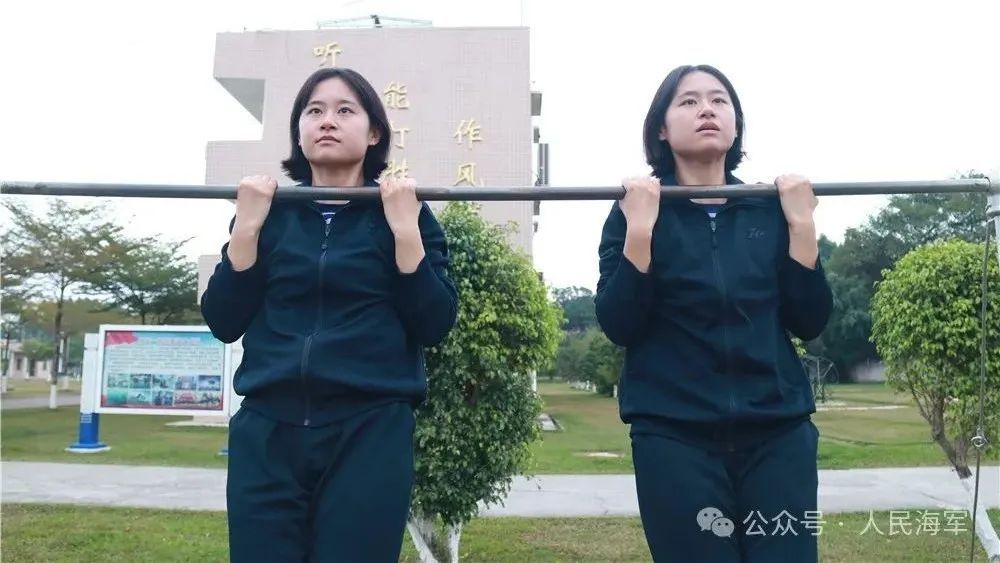 双胞胎姐妹，“特三级”×2！