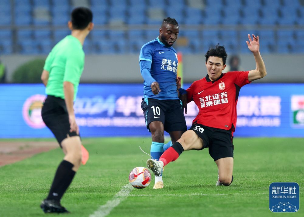 足球丨中超：沧州雄狮胜长春亚泰