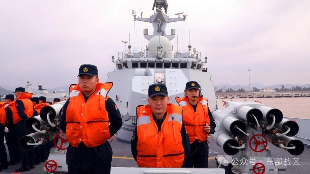 想看海军实战，点这里！东部战区海军东海训练燃爆海疆