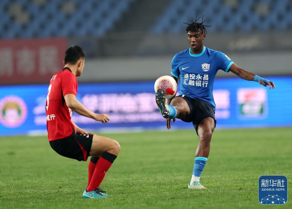 足球丨中超：沧州雄狮胜长春亚泰