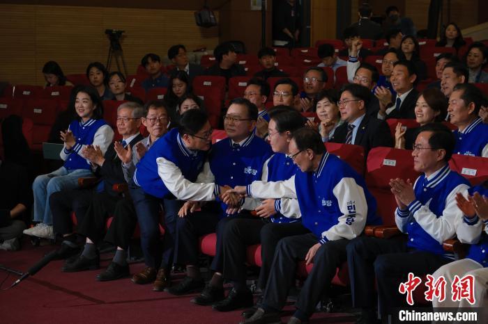 韩国第22届国会议员选举结果出炉最大在野党获压倒性胜利