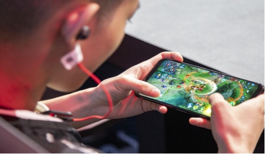 全国首部!涉及网络领域未成年人保护的专门法规 全国首部!涉及网络领域未成年人保护的专门法规