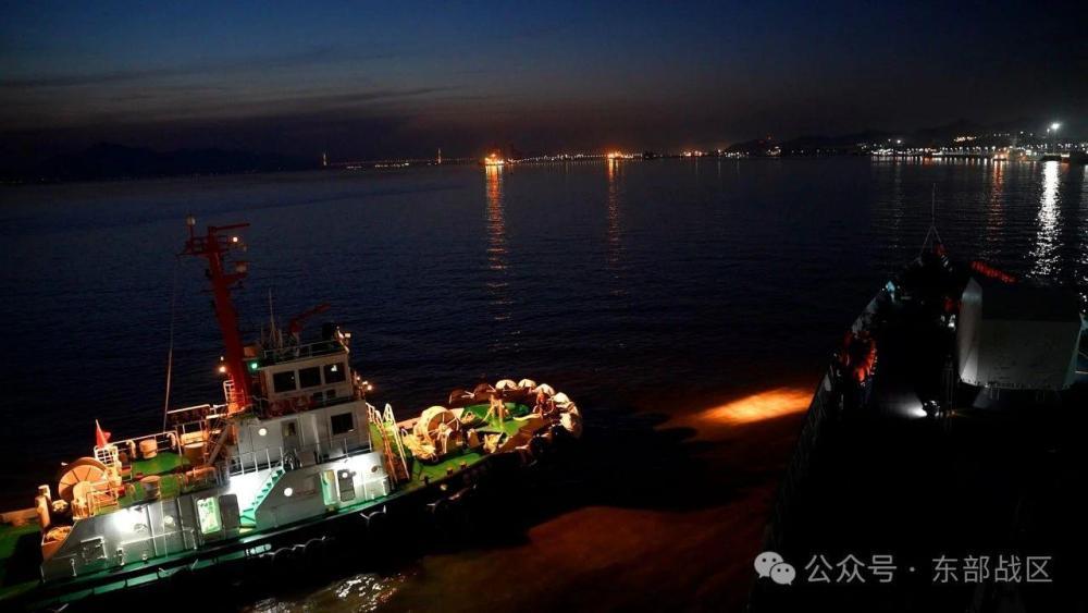 想看海军实战，点这里！东部战区海军东海训练燃爆海疆
