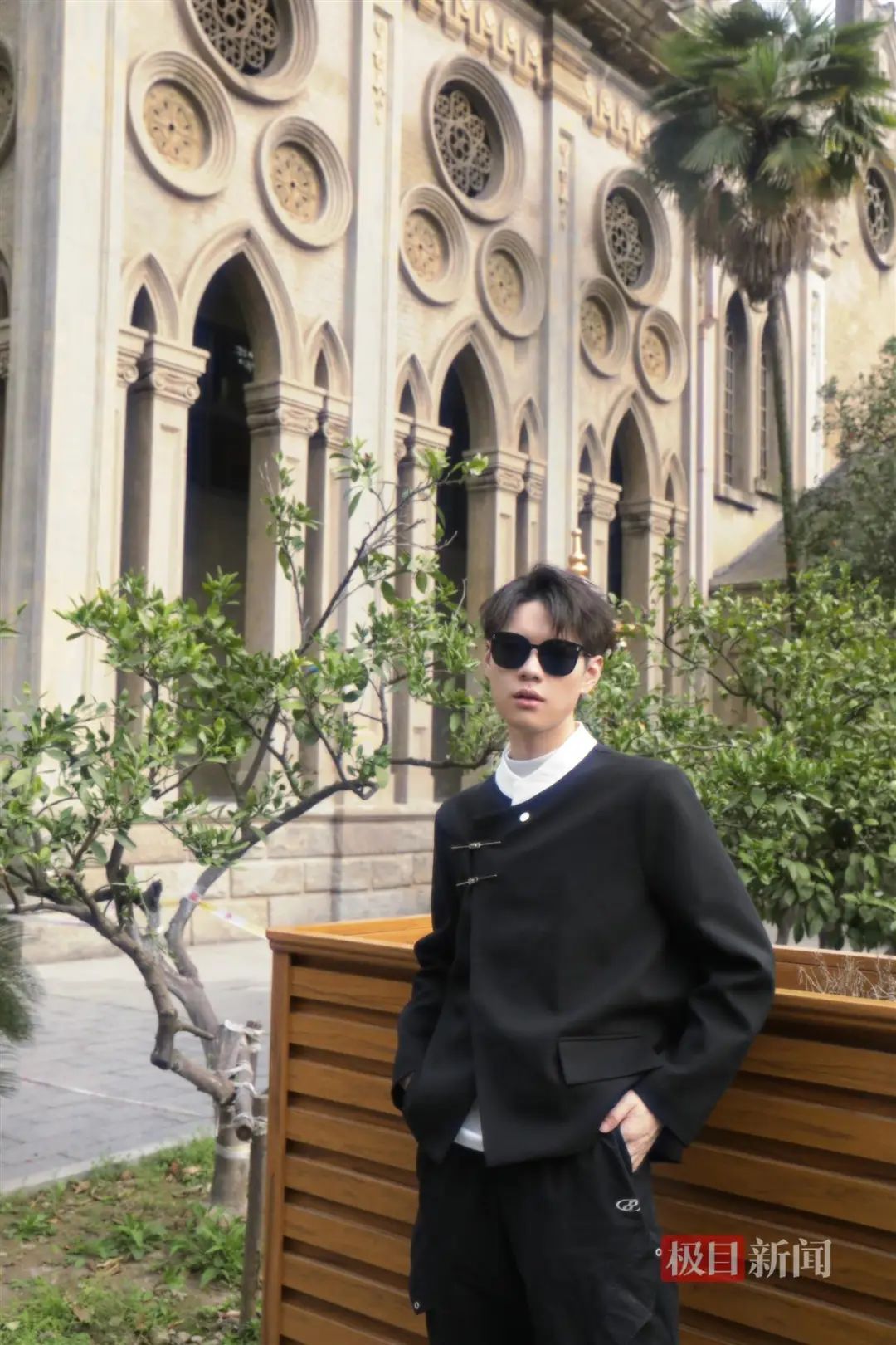 从高考270分到研究生!上岸的他还减重近百斤,颜值逆袭...... 从高考270分到研究生!上岸的他还减重近百斤,颜值逆袭......