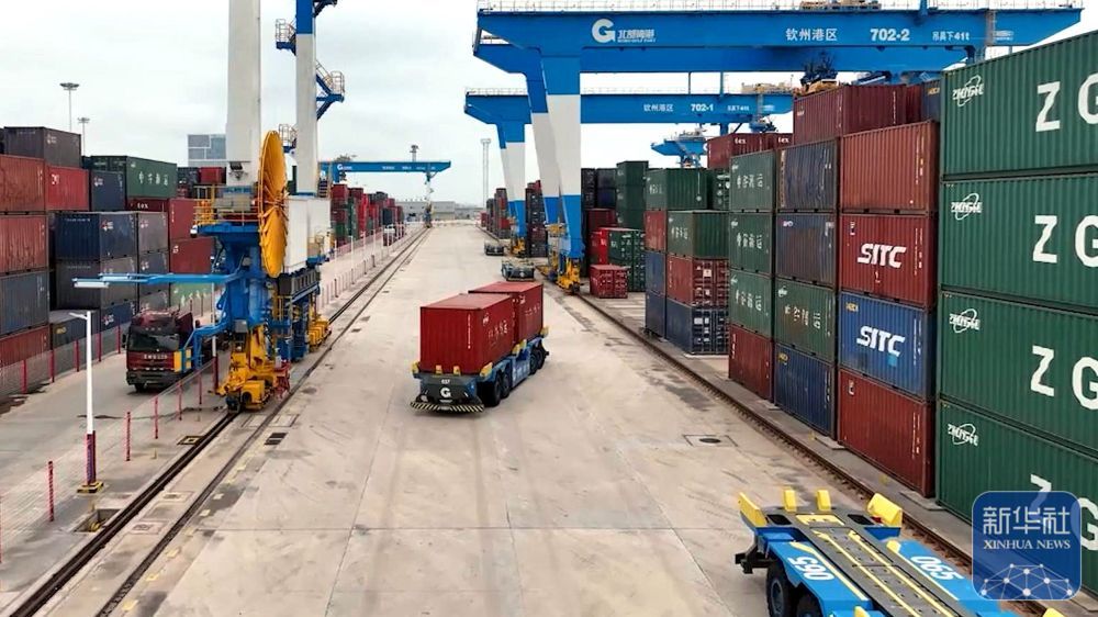 智能化设备提升西部陆海新通道铁海联运动能