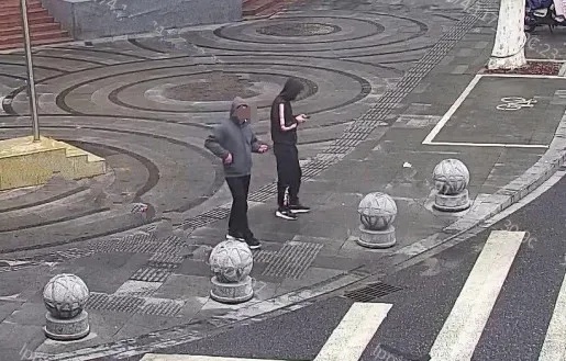 水果店消费8万？民警一查：这事不简单……