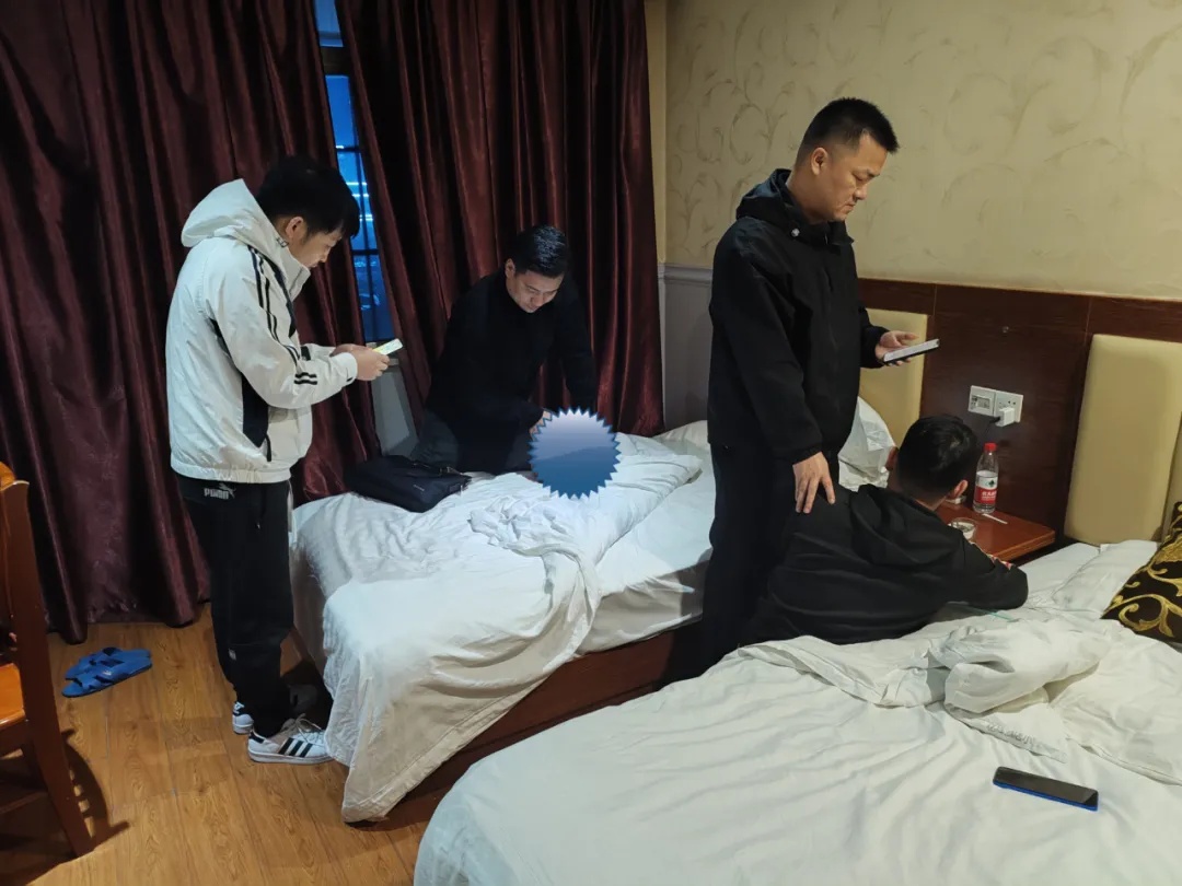 水果店消费8万？民警一查：这事不简单……