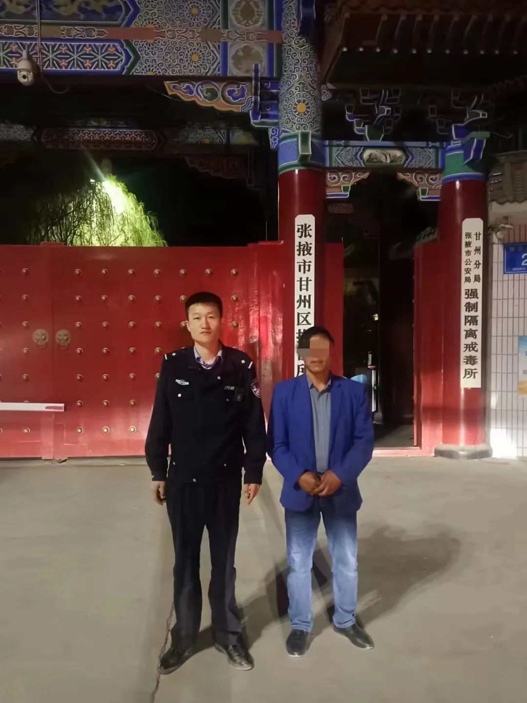 无证驾驶上高速，拘留！