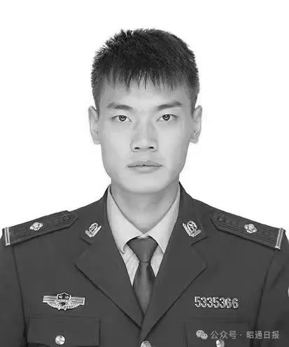 27岁民警意外离世，却让4人重获新生