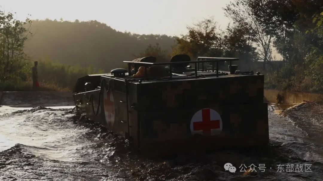 太飒了！这个“女教头”获评装甲驾驶特级，荣立二等功……