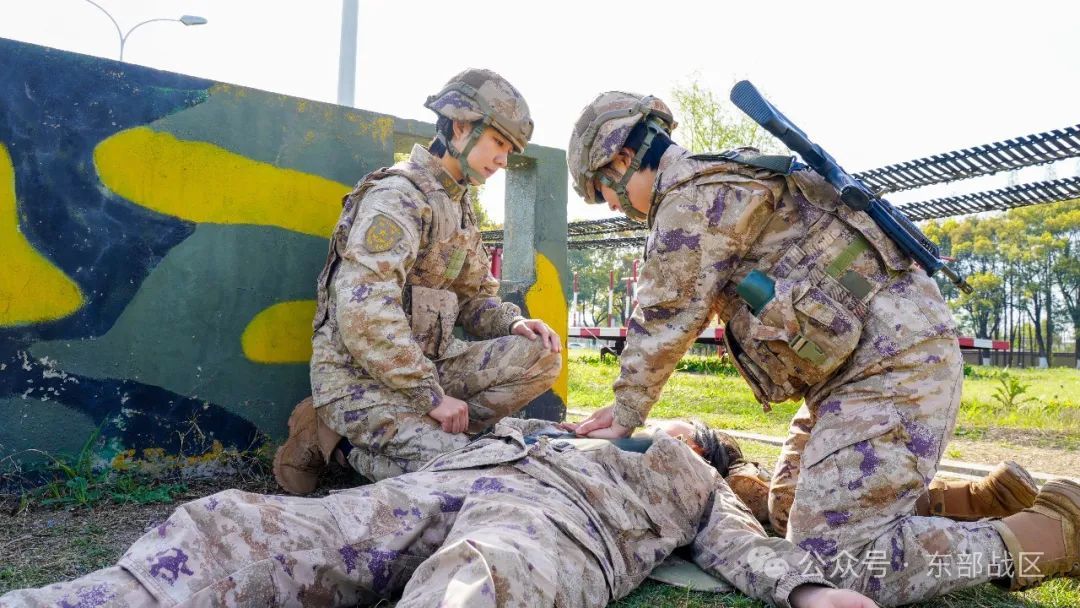 太飒了!这个“女教头”真不一般 太飒了!这个“女教头”真不一般