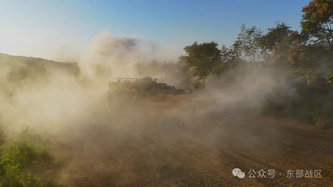太飒了!这个“女教头”真不一般 太飒了!这个“女教头”真不一般