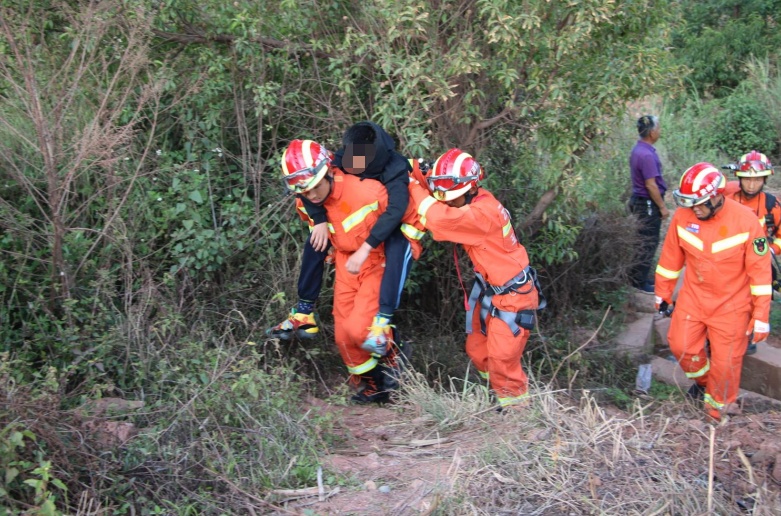 “史上最短钓鱼直播”！5名主播狼狈“下线”