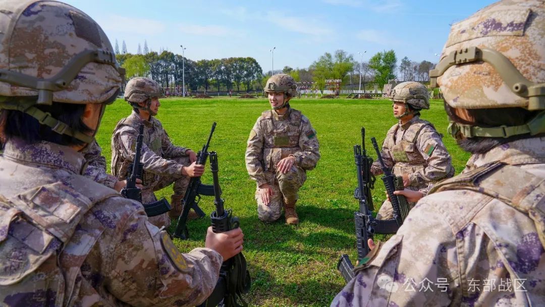 太飒了!这个“女教头”真不一般 太飒了!这个“女教头”真不一般