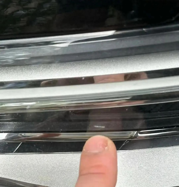 小划痕索赔近7万，“提灯定损”升级版“提灯验车”？