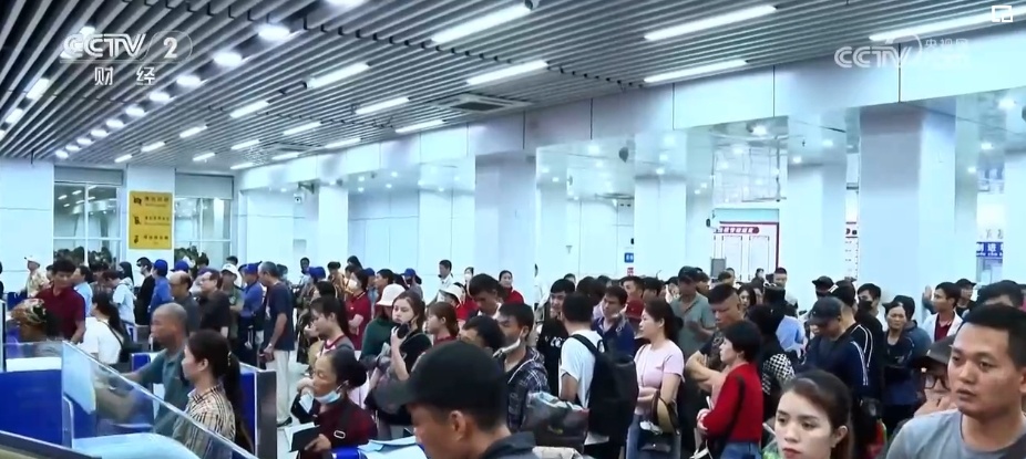 “三月三”“泼水节”,乐翻天!“传统节日+旅游”推动跨境游持续升温 “三月三”“泼水节”,乐翻天!“传统节日+旅游”推动跨境游持续升温