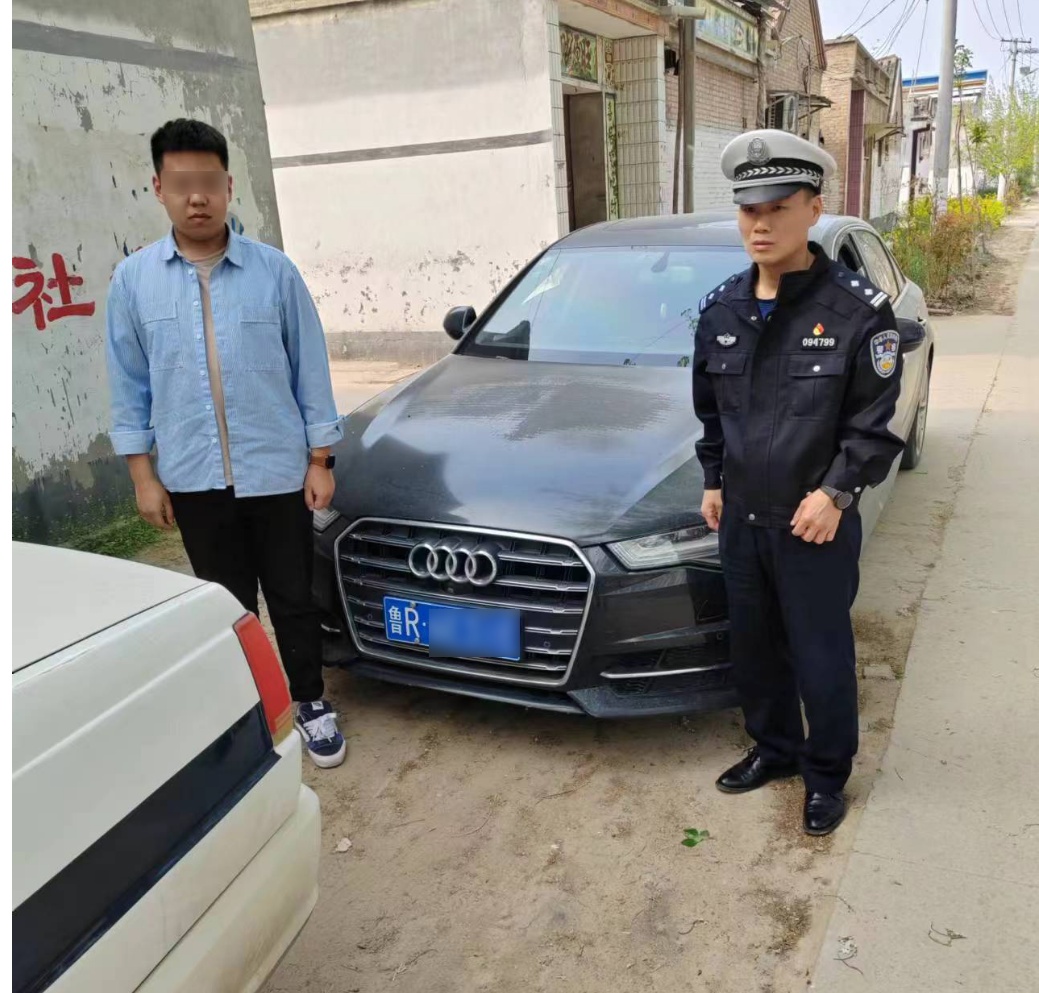 拿假证上路，这下真被抓了吧