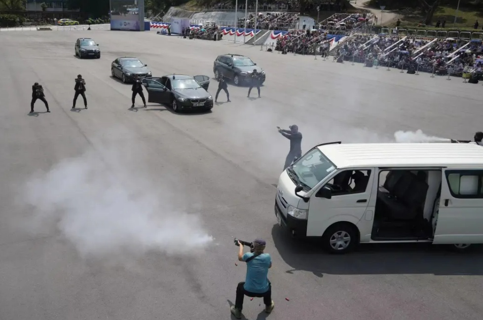 场面震感！飞虎队、反恐特勤队、飞行服务队齐上阵